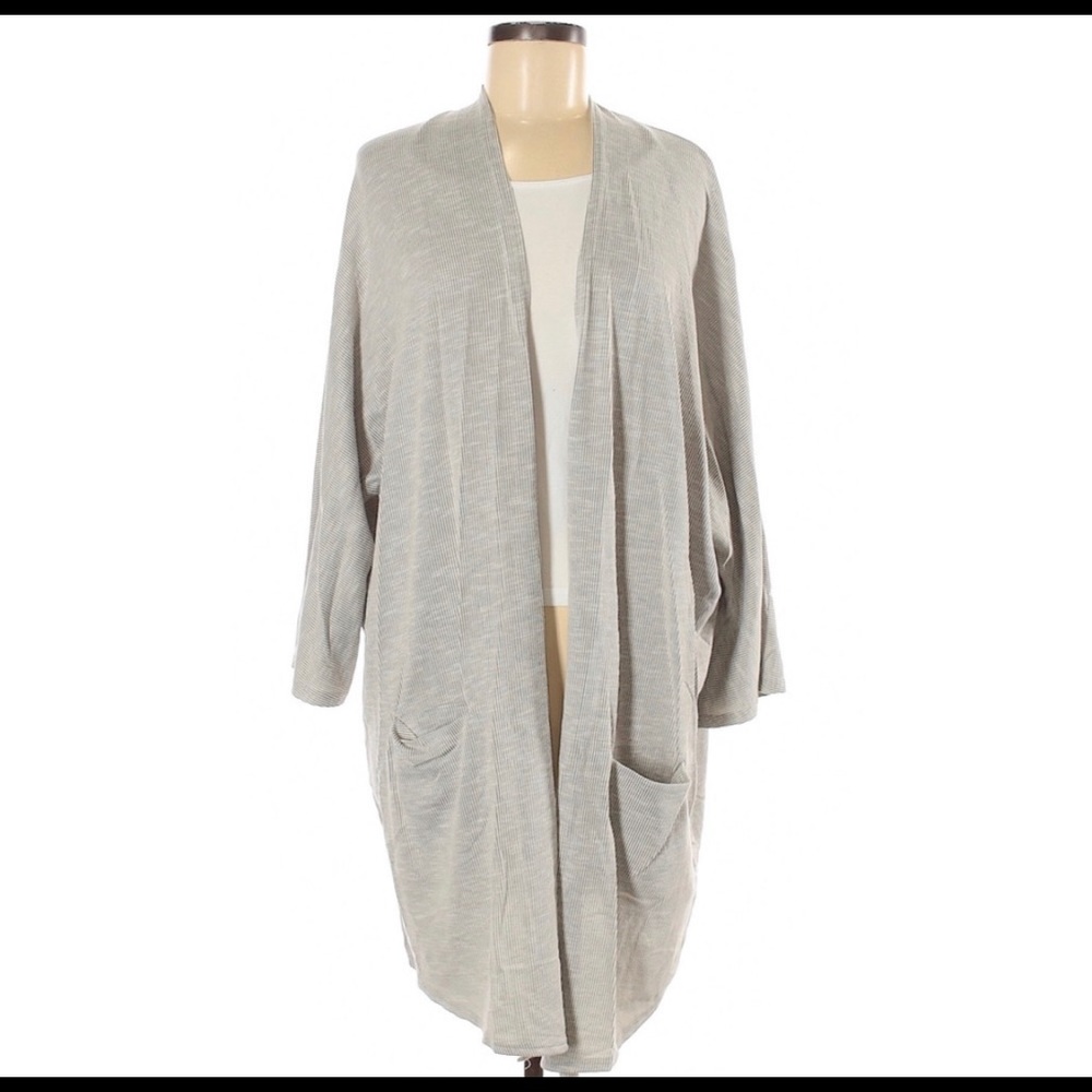 NEW! ⭐️ DONNI Ribbed Cardigan from FabFitFun box